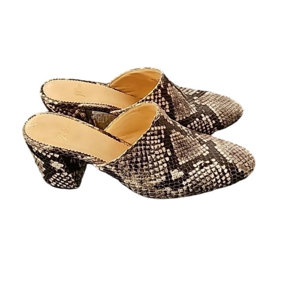 J. CREW snakeprint mules shoes sz 6 gray black SH226 - Picture 7 of 7